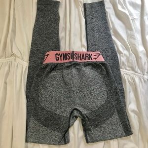 Gymshark Pants - Gymshark Flex legging grey pink full length XS Gymshark Pants - Gymshark Flex legging grey pink full length XS